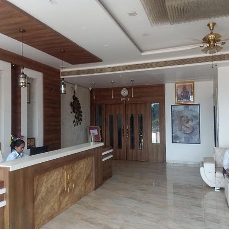 Готель Ps Residency Shivpuri  Екстер'єр фото